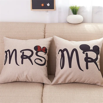 Disney Minnie Mickey Mouse Modern Simple Wedding Home Couple Linen Pillow (without pillow) 45x45cm
Disney Minnie Mickey Mouse Modern Simple Wedding Home Couple Linen Pillow (without pillow) 45x45cm