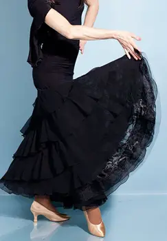 national standard dance modern three layers irregular lotus lace lining big pendulum practice dance skirt
national standard dance modern three layers irregular lotus lace lining big pendulum practice dance skirt