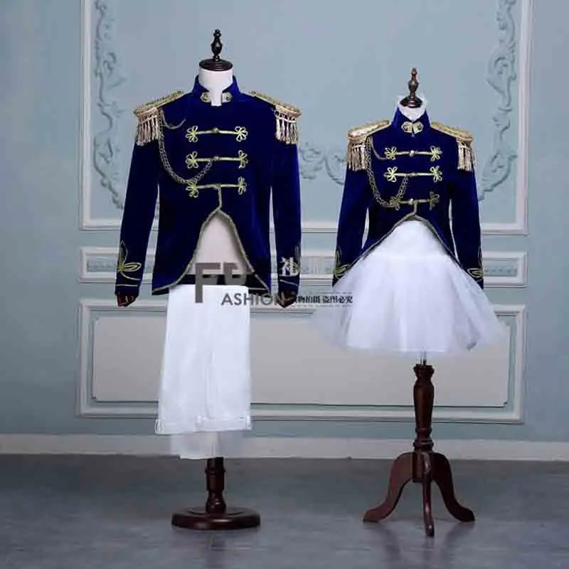 2 Pcs Couple Deluxe Military Dress Tuxedo Blue Suit Lovers Halloween Navy Sailor Cosplay Costume Uniform For Men&Women Plus Size
2 Pcs Couple Deluxe Military Dress Tuxedo Blue Suit Lovers Halloween Navy Sailor Cosplay Costume Uniform For Men&Women Plus Size