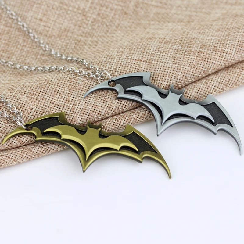 Retail 1PC DC Comic Superhero Batman Metal Chain Pendant Necklace bat logo Alloy Necklace movie jewelry Collection 2 Colors
Retail 1PC DC Comic Superhero Batman Metal Chain Pendant Necklace bat logo Alloy Necklace movie jewelry Collection 2 Colors