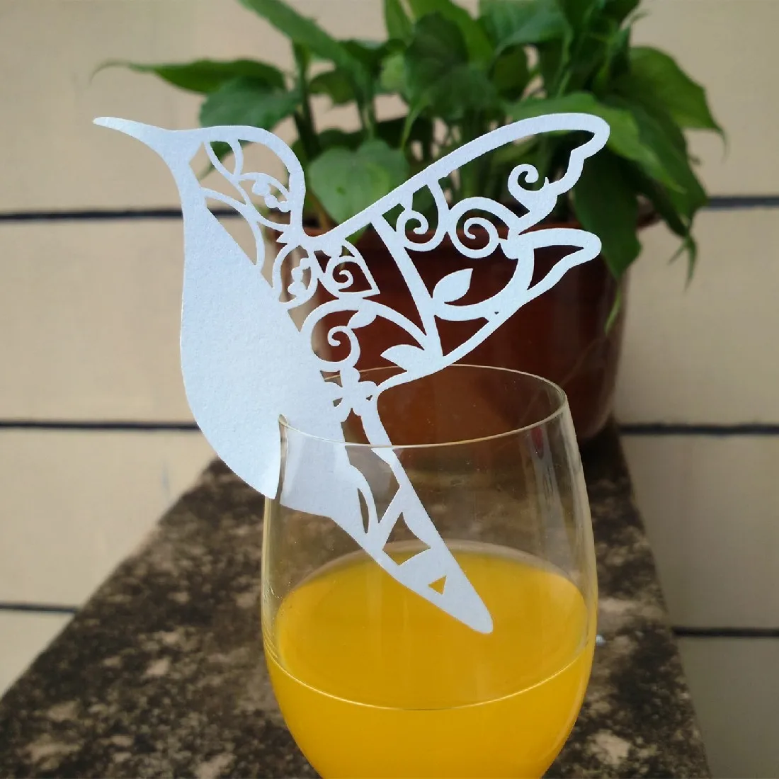 free shipping new Hot 10pcs/set Paperboard Bird Laser Cut Glass Place Cards Wedding Party Invitation
free shipping new Hot 10pcs/set Paperboard Bird Laser Cut Glass Place Cards Wedding Party Invitation