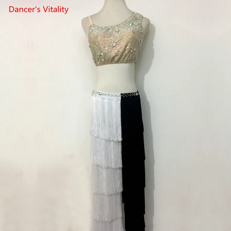 Custom Latin Dance Suit Performance Clothing Diamond Tops+Tassel Skirt 2PCS Set For Adult/Kids Latin Dance Competition Costume
Custom Latin Dance Suit Performance Clothing Diamond Tops+Tassel Skirt 2PCS Set For Adult/Kids Latin Dance Competition Costume