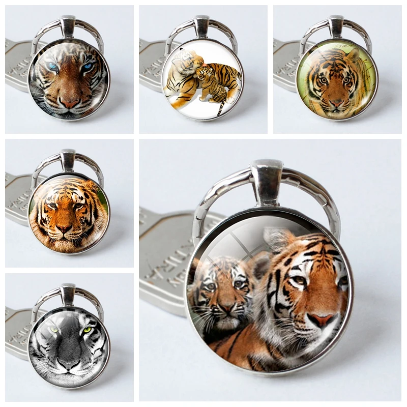 2019 New Fashion Men Cool Tiger Pendant Key Chains Women Fashion Silver Metal Key Ring Wild Animal Glass Cabochon Jewelry Gift
2019 New Fashion Men Cool Tiger Pendant Key Chains Women Fashion Silver Metal Key Ring Wild Animal Glass Cabochon Jewelry Gift