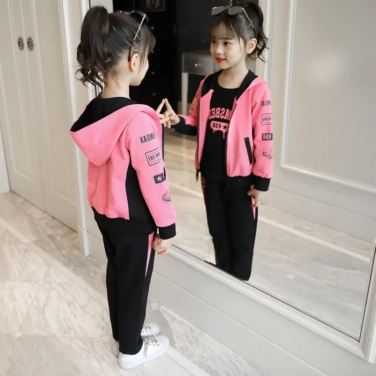 Fashion Girls 3 Piece Set Zipper Coat+black T-shirt+Pant Autumn Children's Sports Suits Kids Girls Clothing Sets Tracksuit Kids 
Fashion Girls 3 Piece Set Zipper Coat+black T-shirt+Pant Autumn Children's Sports Suits Kids Girls Clothing Sets Tracksuit Kids