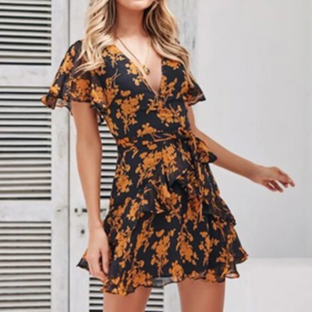 2019 New Women's Summer Dress Fashion Sexy Deep V Neck Print Short Sleeve Skater Floral Mini Beach Dress vestidos de festa
2019 New Women's Summer Dress Fashion Sexy Deep V Neck Print Short Sleeve Skater Floral Mini Beach Dress vestidos de festa