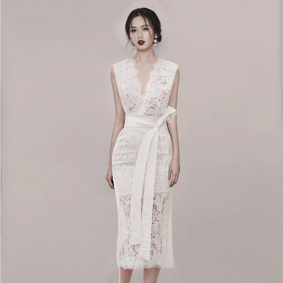 Limiguyue summer women sleeveless lace dress fashion designer runway slim v neck hollow out party dress long vestidos T953
Limiguyue summer women sleeveless lace dress fashion designer runway slim v neck hollow out party dress long vestidos T953