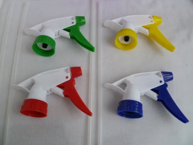 Vidric Hand button spray head Coke bottle Sprite bottle universal watering can head small humidification sprayer gardening water
Vidric Hand button spray head Coke bottle Sprite bottle universal watering can head small humidification sprayer gardening water