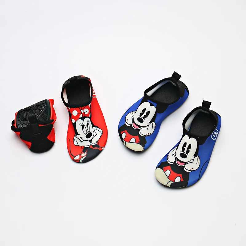 Light Breathable Footwear for Babies Children's Infantil Menina Non-slip Shoes for Newborns Neutral Boys and Girls First Walkers
Light Breathable Footwear for Babies Children's Infantil Menina Non-slip Shoes for Newborns Neutral Boys and Girls First Walkers