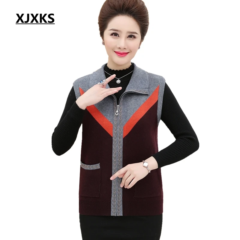 XJXKS New 2018 Spring Autumn Wool Sweater Vest Women Sleeveless Turn-down Collar Knitted Vest Casual Tank Tops Oversize Vest
XJXKS New 2018 Spring Autumn Wool Sweater Vest Women Sleeveless Turn-down Collar Knitted Vest Casual Tank Tops Oversize Vest