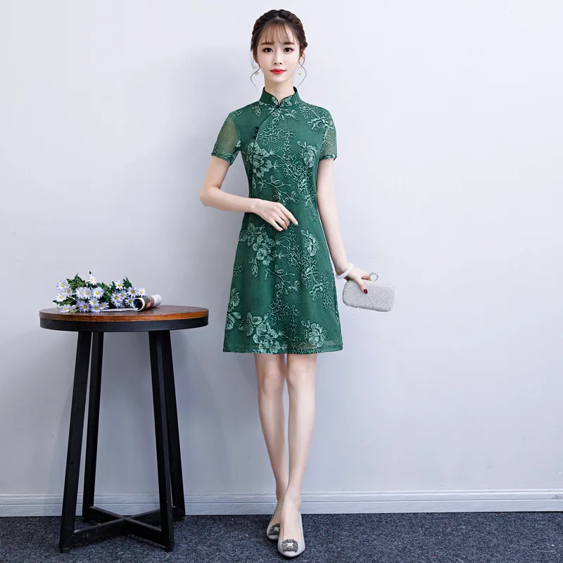Green Summer Vintage Chinese Style Qipao Short Embroidery Lace Cheongsam Dress Women's Chinese Traditional Dress Size M - 3XL
Green Summer Vintage Chinese Style Qipao Short Embroidery Lace Cheongsam Dress Women's Chinese Traditional Dress Size M - 3XL
