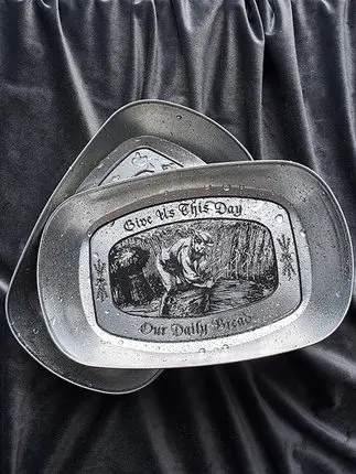 25*16*3cm Modern Creative Tobacco Rolling Metal Cigarette Accessories Storage Tray Decorative Plates Gifts
25*16*3cm Modern Creative Tobacco Rolling Metal Cigarette Accessories Storage Tray Decorative Plates Gifts