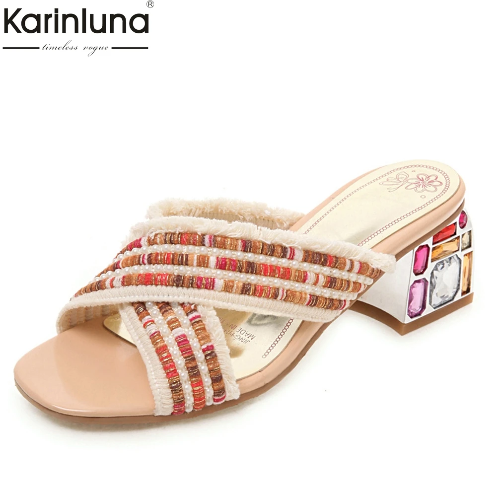 Ladies Daily Casual Mules Women 2019 Summer Plus Size 33-46 High Heels Slippers Women Shoes Woman Glitters
Ladies Daily Casual Mules Women 2019 Summer Plus Size 33-46 High Heels Slippers Women Shoes Woman Glitters