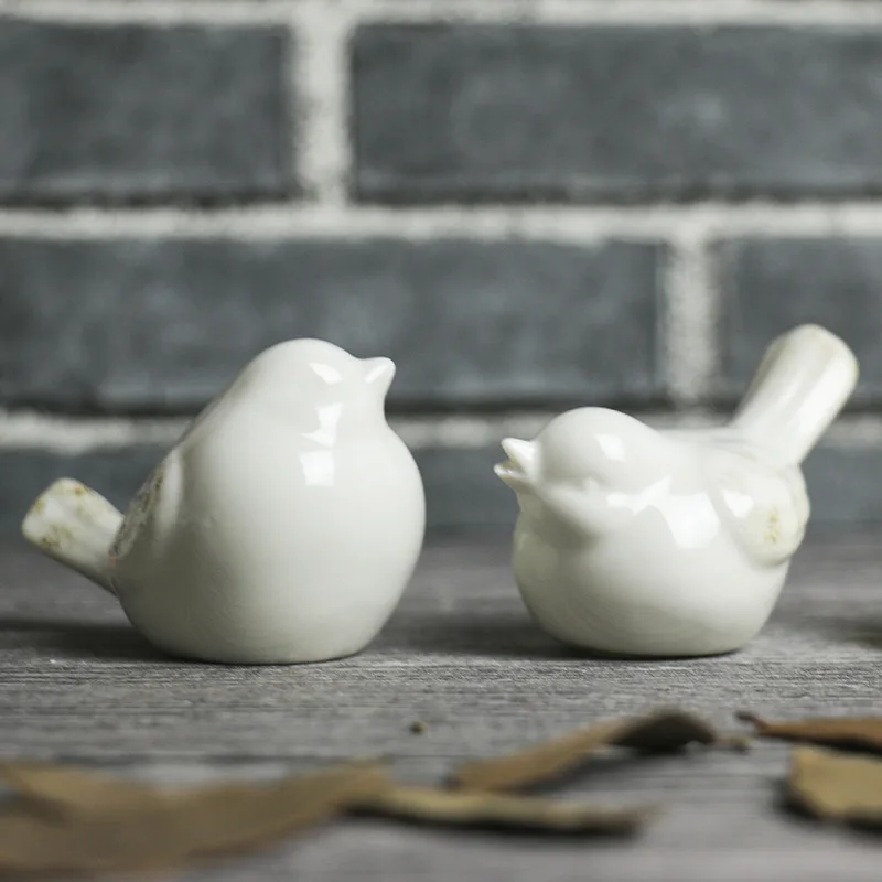 2pcs/set Nordic Ceramic Birds for Wedding Decoration Home Cabinet Ornaments White Statue Children Gift Figurines Glaze Craft
2pcs/set Nordic Ceramic Birds for Wedding Decoration Home Cabinet Ornaments White Statue Children Gift Figurines Glaze Craft