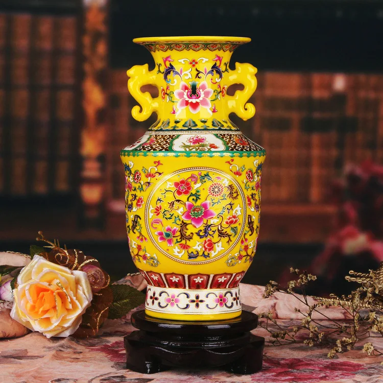 Jingdezhen ceramic vase yellow enamel vase modern decoration Home Furnishing Jinzhong binaural display
Jingdezhen ceramic vase yellow enamel vase modern decoration Home Furnishing Jinzhong binaural display