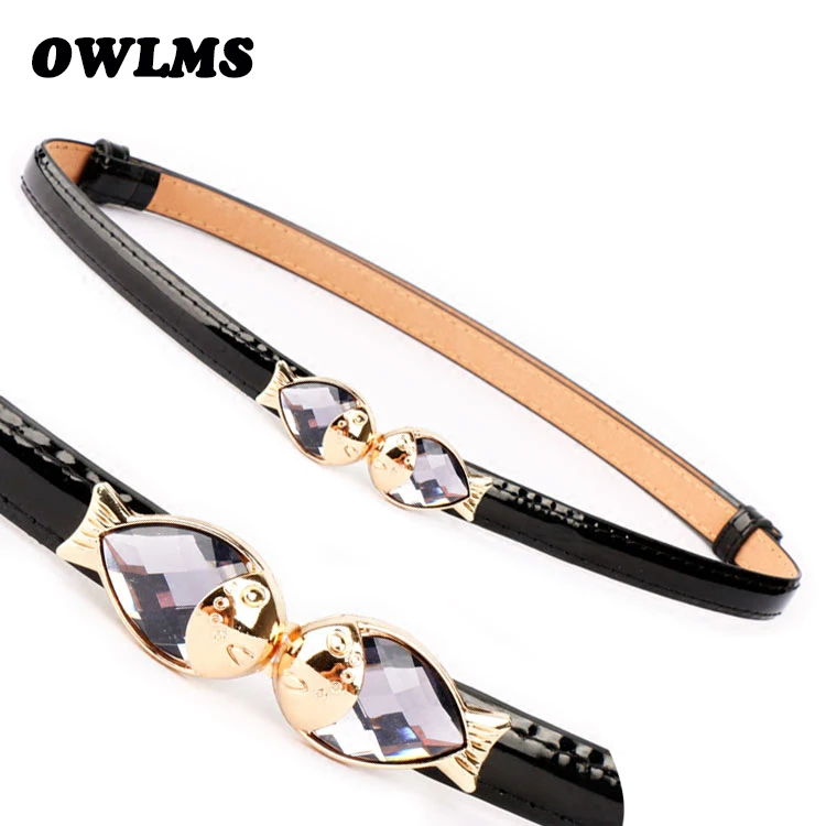 Fashion crystal fish cummerbunds Woman gold Metal Hasp Buckle adjust waistbands black thin Patent leather belts for women dress
Fashion crystal fish cummerbunds Woman gold Metal Hasp Buckle adjust waistbands black thin Patent leather belts for women dress