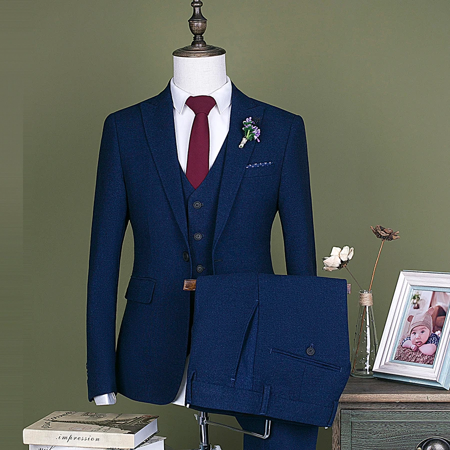 2018 New Blue Men Suit Best Man Suit Slim business career Groomsman Men's Wedding/Prom Suits latest coat pant Vest designs man
2018 New Blue Men Suit Best Man Suit Slim business career Groomsman Men's Wedding/Prom Suits latest coat pant Vest designs man