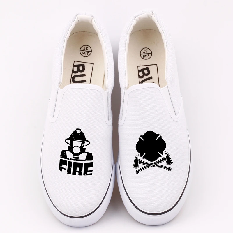Hot Fashion Graffiti Firefighter Hero Canvas Shoes Customized Fireman Printed Casual Loafers Women Summer Lazy Shoes Zapatos
Hot Fashion Graffiti Firefighter Hero Canvas Shoes Customized Fireman Printed Casual Loafers Women Summer Lazy Shoes Zapatos