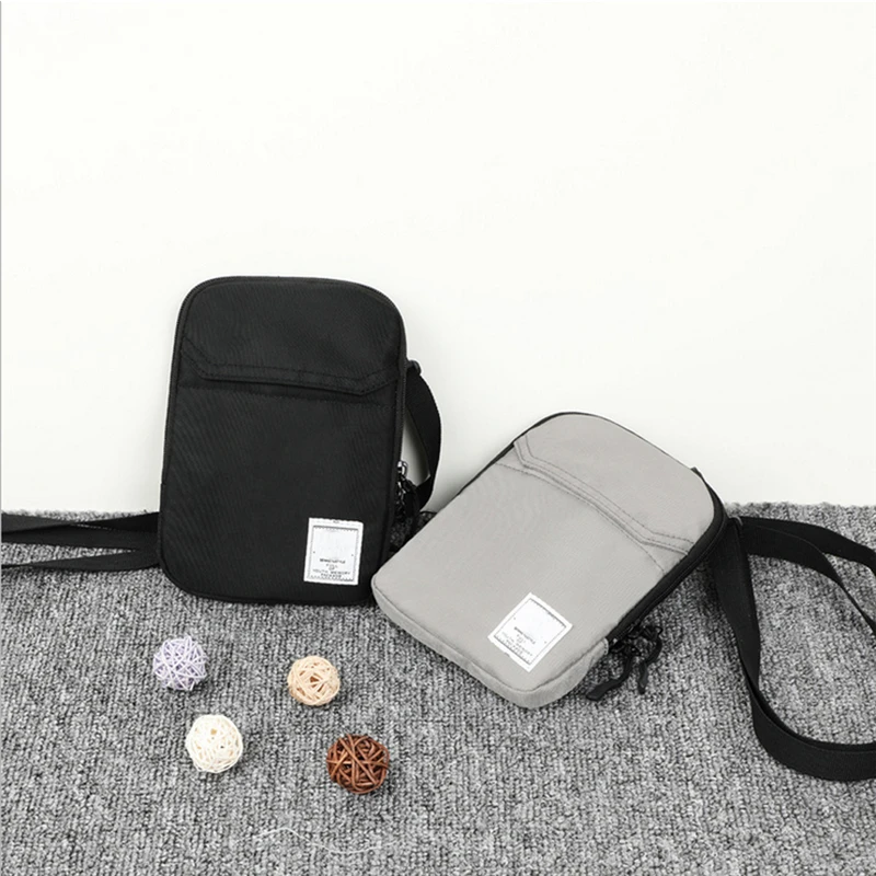 Sac a Main Designer Bag Men Chest Pack Classic Messenger Sling Polyester Material Appliques Crossbody Shoulder Bags USB Charging
Sac a Main Designer Bag Men Chest Pack Classic Messenger Sling Polyester Material Appliques Crossbody Shoulder Bags USB Charging
