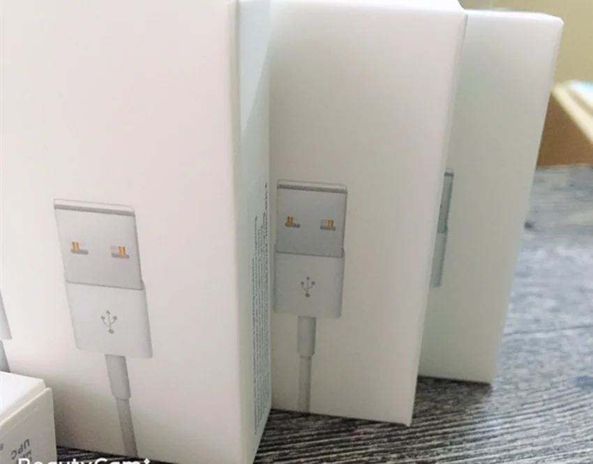 10pcs/lot High Quality OD 3.0mm 1m/3ft USB Data Sync Charger Cable For i 7 6s 6 plus 5s metal braided cable line with retail box
10pcs/lot High Quality OD 3.0mm 1m/3ft USB Data Sync Charger Cable For i 7 6s 6 plus 5s metal braided cable line with retail box