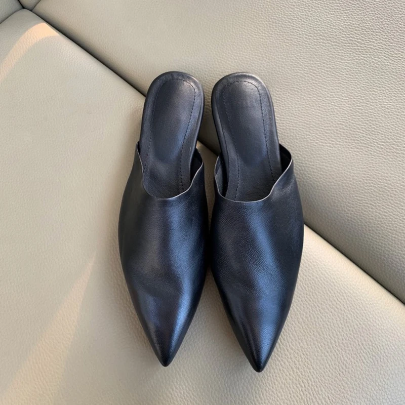 2019 women spring mules all genuine leather pointed toe 2 cm high falts with women spring/autumn mules women slippers outside
2019 women spring mules all genuine leather pointed toe 2 cm high falts with women spring/autumn mules women slippers outside
