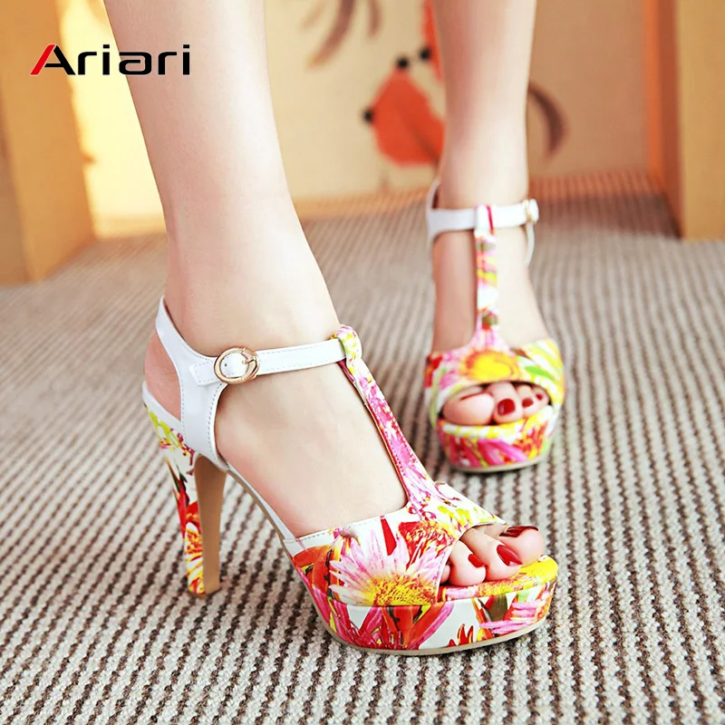 Women sandals high heels platform shoes summer pu leather sandals Peep toe antiskid bottom Gladiator wedding sandalias big size
Women sandals high heels platform shoes summer pu leather sandals Peep toe antiskid bottom Gladiator wedding sandalias big size