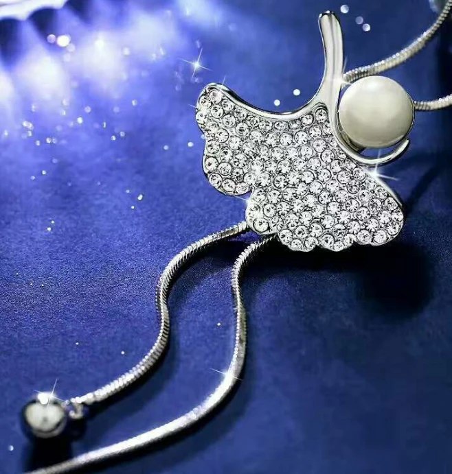 JKJ Fish Blue Crystal Flower Girl Long Bottle Butterfly Necklaces & Pendants For Women Charm Party Gift Winter Sweater Chain
JKJ Fish Blue Crystal Flower Girl Long Bottle Butterfly Necklaces & Pendants For Women Charm Party Gift Winter Sweater Chain