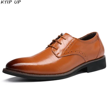 2019 New High Quality Genuine Leather Men Brogues Shoes Lace-up Bullock Business Dress Men Oxfords Shoes Male Formal Shoes
2019 New High Quality Genuine Leather Men Brogues Shoes Lace-up Bullock Business Dress Men Oxfords Shoes Male Formal Shoes