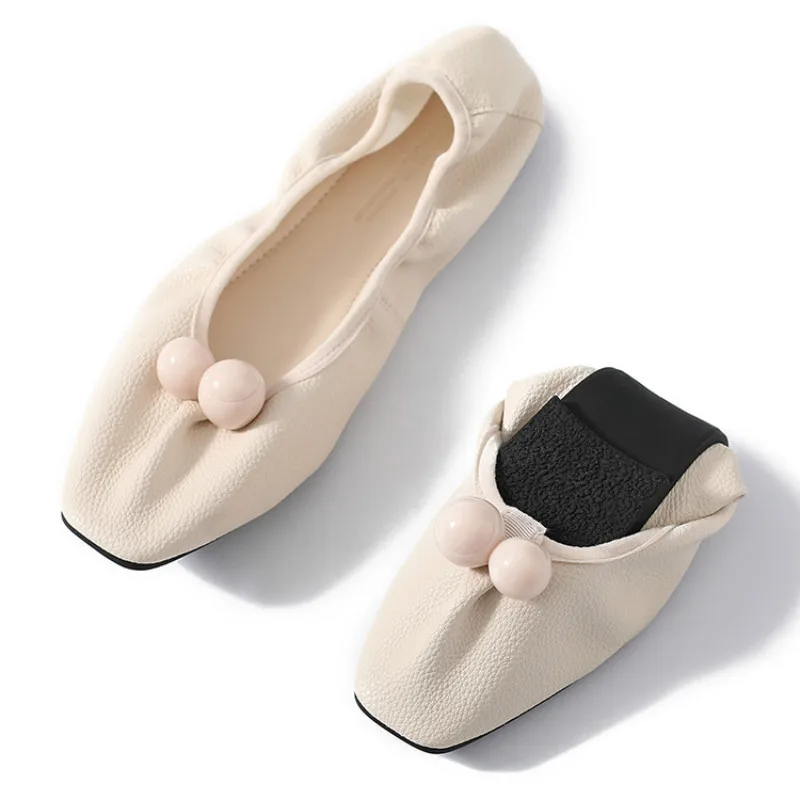 

Spring 2019 new shallow-mouthed womens shoes flat-bottomed fashion casual Pearl square soft bottom egg roll shoes slim Yasilaiya