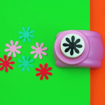 new middle size 15mm daisy shape Paper Punch Card Photo Cutter Tool Craft Scrapbooking DIY craft punch for DIY Gift Card Punches
new middle size 15mm daisy shape Paper Punch Card Photo Cutter Tool Craft Scrapbooking DIY craft punch for DIY Gift Card Punches