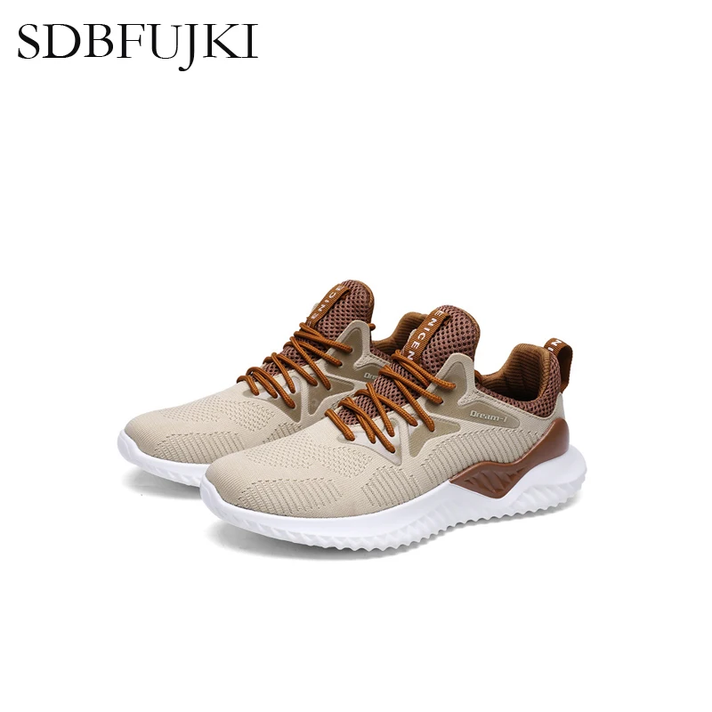 Nieuwe Men Ultralight Ademende Loopschoenen Outdoor Wandelen Men Sneakers Lower the price after buying three pieces SDBFUJKI
Nieuwe Men Ultralight Ademende Loopschoenen Outdoor Wandelen Men Sneakers Lower the price after buying three pieces SDBFUJKI