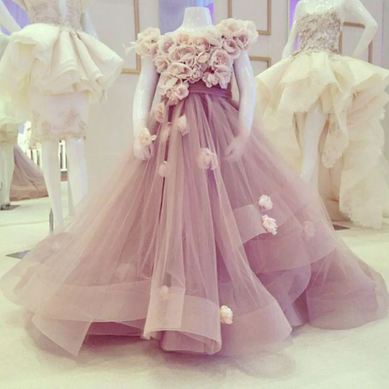 Vintage Krikor Jabotian Girls Party Dress 2018 Pretty Tiered Kids First Communion Dress Lovely Little Girl Pageant Gowns
Vintage Krikor Jabotian Girls Party Dress 2018 Pretty Tiered Kids First Communion Dress Lovely Little Girl Pageant Gowns