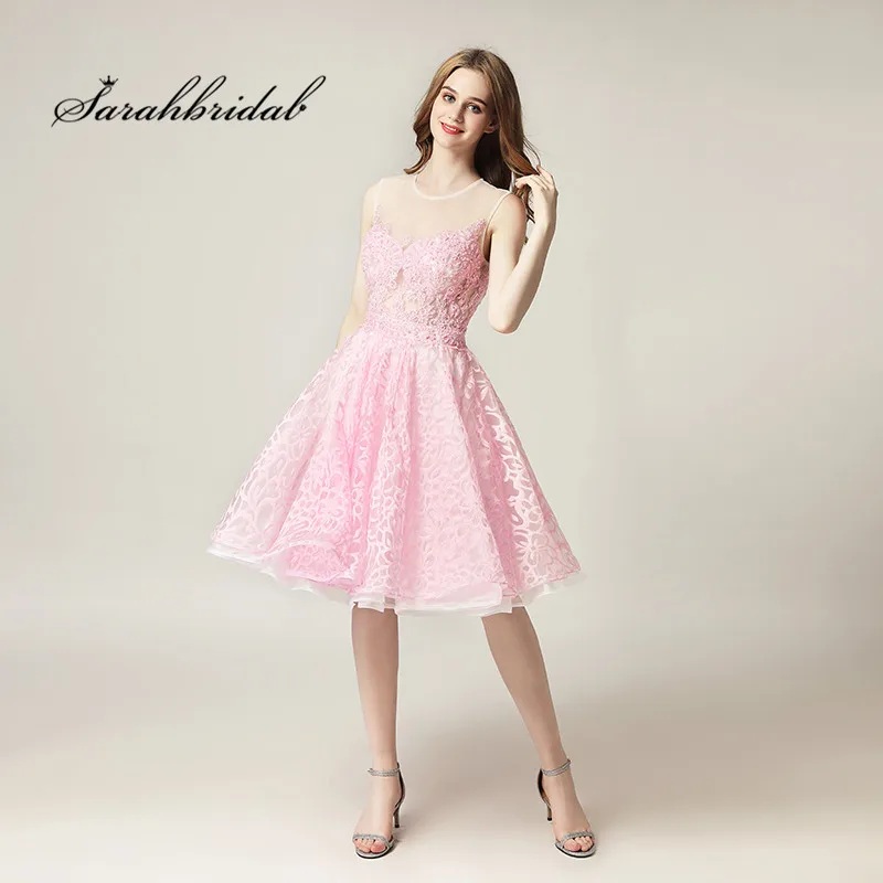 Youthful Sweetly Short Cocktail Dresses Tulle Knee-length O-Neck Back Zip Hollow Party Gowns Beads Sleeveless In Stock Hot CC313
Youthful Sweetly Short Cocktail Dresses Tulle Knee-length O-Neck Back Zip Hollow Party Gowns Beads Sleeveless In Stock Hot CC313