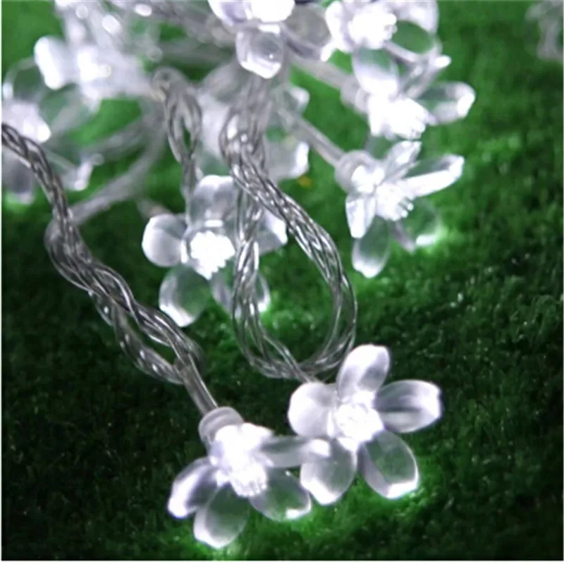 AC220V Cherry Blossoms 4M 20leds LED Fairy String Lights Copper Home Outdoor Decoration Holiday Party Christmas Light
AC220V Cherry Blossoms 4M 20leds LED Fairy String Lights Copper Home Outdoor Decoration Holiday Party Christmas Light
