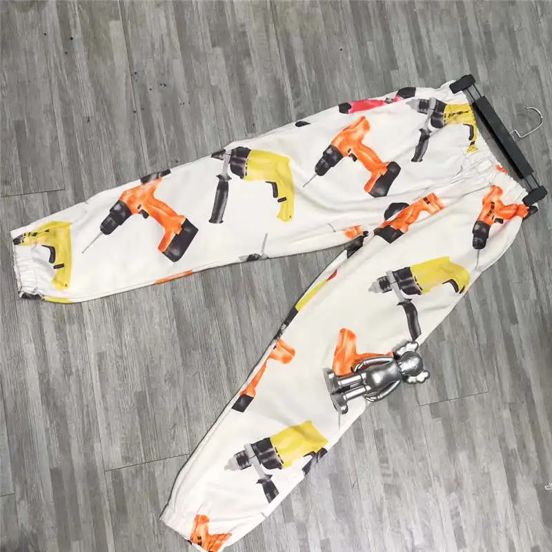 19SS Drills Skate Pant Women Men 1:1 High Quality Drawstring Joggers Sweat Pants Daffodil Trousers
19SS Drills Skate Pant Women Men 1:1 High Quality Drawstring Joggers Sweat Pants Daffodil Trousers