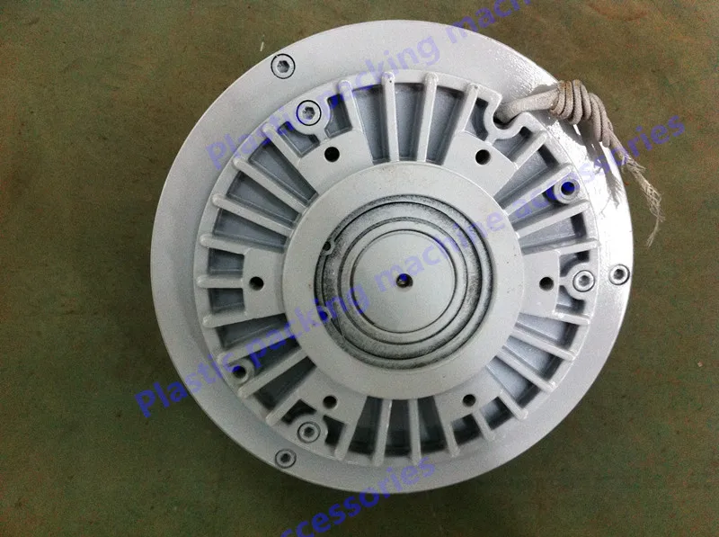 Magnetic powder brake B-200NM 20kg single shaft magnetic powder brake magnetic powder clutch hole type of magnetic powder brake
Magnetic powder brake B-200NM 20kg single shaft magnetic powder brake magnetic powder clutch hole type of magnetic powder brake
