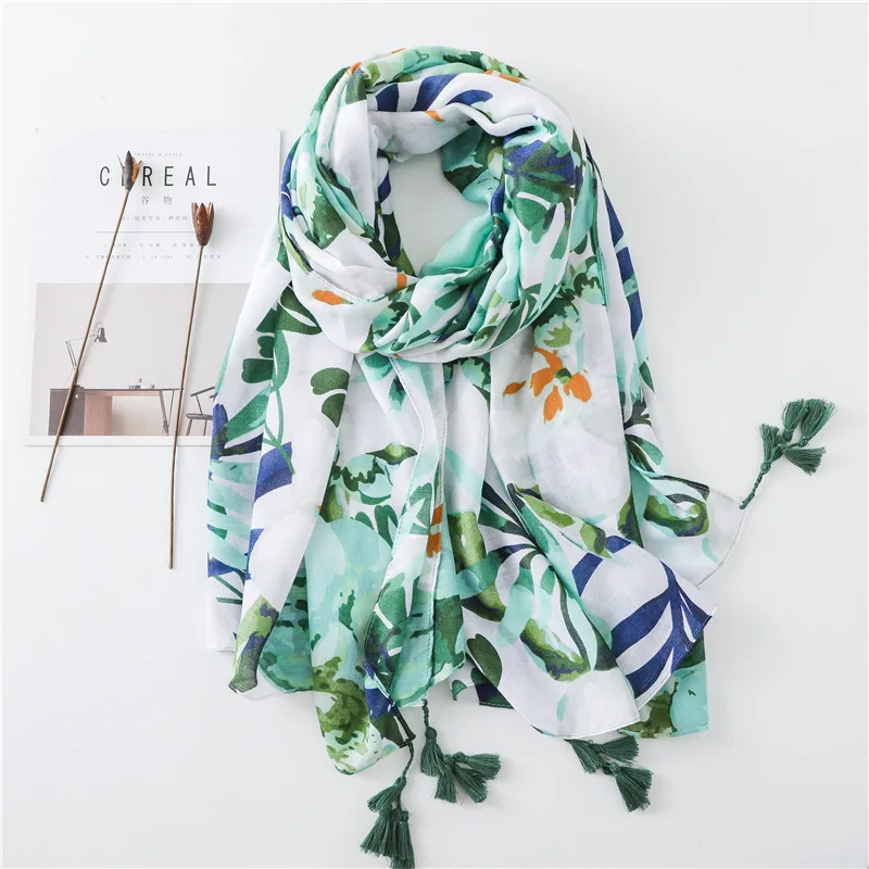2019 Women Antumn Winter Tassel Scarf Spain Brand Green Floral Viscose Scarves Wrap Snood Pashmina Shawls Hijab Muslim Cachecol
2019 Women Antumn Winter Tassel Scarf Spain Brand Green Floral Viscose Scarves Wrap Snood Pashmina Shawls Hijab Muslim Cachecol