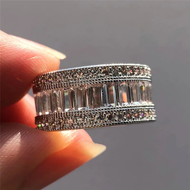 Luxe Style White Crystal Engagement Rings For Women 925 Silver Color Female Vintage aaa Zircon Wedding Bands 2019 Trendy Jewelry
Luxe Style White Crystal Engagement Rings For Women 925 Silver Color Female Vintage aaa Zircon Wedding Bands 2019 Trendy Jewelry
