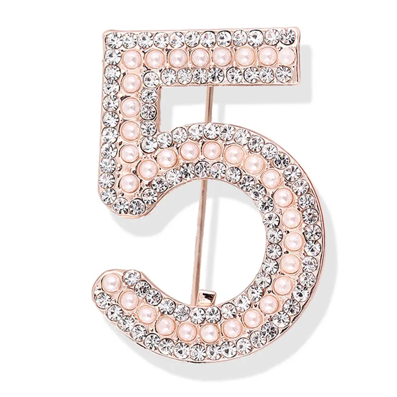 New Brand Brooches Letter 5 Full Crystal Rhinestone cc Brooch Pins For Women Party Flower Number Brooches Jewelry Gold&Silver
New Brand Brooches Letter 5 Full Crystal Rhinestone cc Brooch Pins For Women Party Flower Number Brooches Jewelry Gold&Silver