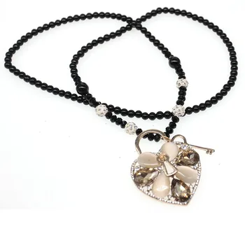 Valentine's Day long pearl chain choker nacelace with rhinestone bead heart shape love pendant necklace
Valentine's Day long pearl chain choker nacelace with rhinestone bead heart shape love pendant necklace