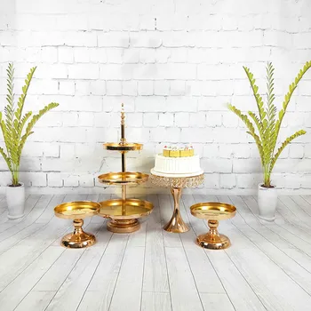 3pcs-5pcs Gold Silver Cupcake Stand Display Tray Wedding Party Table Decoration for Cupcake Dessert Chocolate Stand 
3pcs-5pcs Gold Silver Cupcake Stand Display Tray Wedding Party Table Decoration for Cupcake Dessert Chocolate Stand