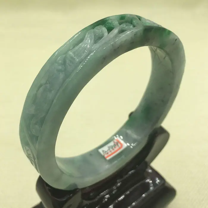 A-1904 Chinese Hand-carved Emerald Green Jadeite Jade Gems Bangle Bracelet 65mm 28% 10.13
A-1904 Chinese Hand-carved Emerald Green Jadeite Jade Gems Bangle Bracelet 65mm 28% 10.13
