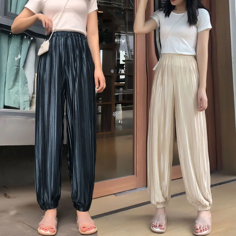 Women Solid Color Pleated Wide Leg Pants Summer Loose Elastic High Waist Long Trousers Korean Fashion Female Casual Pants
Women Solid Color Pleated Wide Leg Pants Summer Loose Elastic High Waist Long Trousers Korean Fashion Female Casual Pants