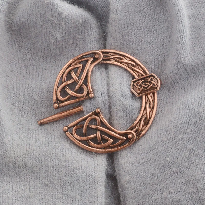 

Norse viking Brooch Copper Cloak pin Vintage Medieval Clasp Brooch for Scarves Shawls Capes Men's Jewelry Norse Viking Gifts