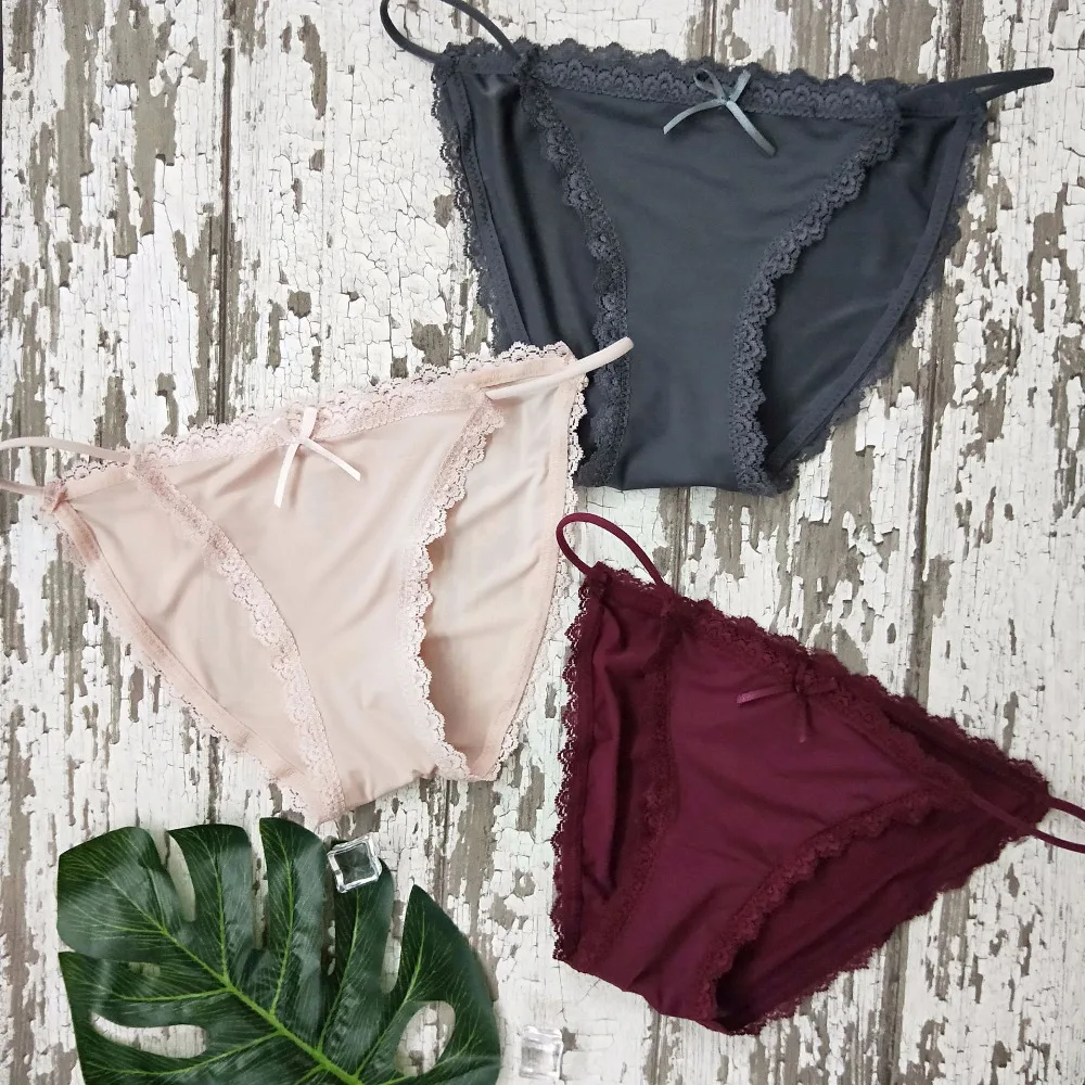 2019 Ice silk panties Hot Women Trunks Bottom Swimwear Cheeky Swimsuit Swim Trunks Sexy Women Beachwear Solid Black M-XL
2019 Ice silk panties Hot Women Trunks Bottom Swimwear Cheeky Swimsuit Swim Trunks Sexy Women Beachwear Solid Black M-XL