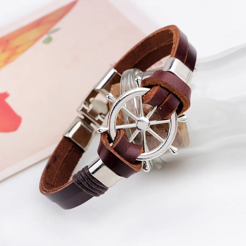 Men's Leather bracelet jewelry Korea helmsman prepared conjugation cool leather cord bracelet foreign trade in Europe & America
Men's Leather bracelet jewelry Korea helmsman prepared conjugation cool leather cord bracelet foreign trade in Europe & America