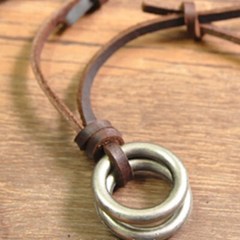 Retro Hot Sale Circle Charm Pendant Brown Genuine Leather Necklace Cord Men's Women's 
Retro Hot Sale Circle Charm Pendant Brown Genuine Leather Necklace Cord Men's Women's