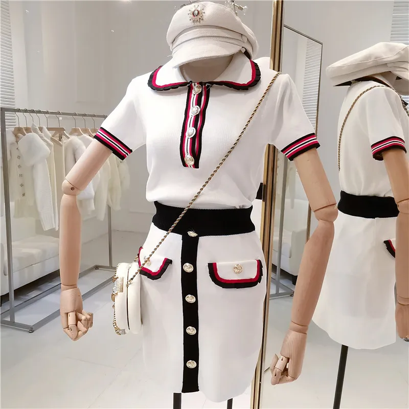 2019 Summer Women Runway Turn-Down Collar Striped Knitted Tops Short Sleeve Sweater + Gold Buttons Mini Pencil Skirt Set
2019 Summer Women Runway Turn-Down Collar Striped Knitted Tops Short Sleeve Sweater + Gold Buttons Mini Pencil Skirt Set