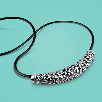 women's Thai silver pendant necklaces ethnic flower carving pipe pendant lady popular jewelry Clavicle necklace more size
women's Thai silver pendant necklaces ethnic flower carving pipe pendant lady popular jewelry Clavicle necklace more size