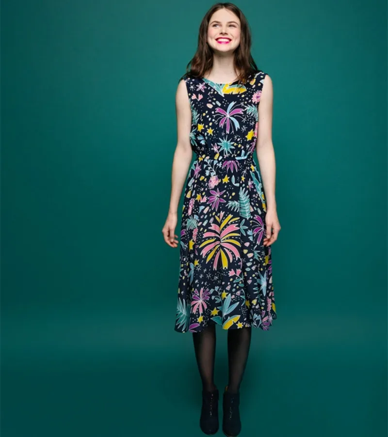 2019 New Women Summer Long Dress Fireworks Flower Print Sleeveless Sweet Tank Dress
2019 New Women Summer Long Dress Fireworks Flower Print Sleeveless Sweet Tank Dress