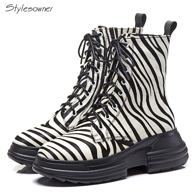 Stylesowner Real Horse Hair Martin Boots Zebra Striped Lace Up Punk Shoes Winter Plush Platform Thick Sole High Top Casual Boots
Stylesowner Real Horse Hair Martin Boots Zebra Striped Lace Up Punk Shoes Winter Plush Platform Thick Sole High Top Casual Boots